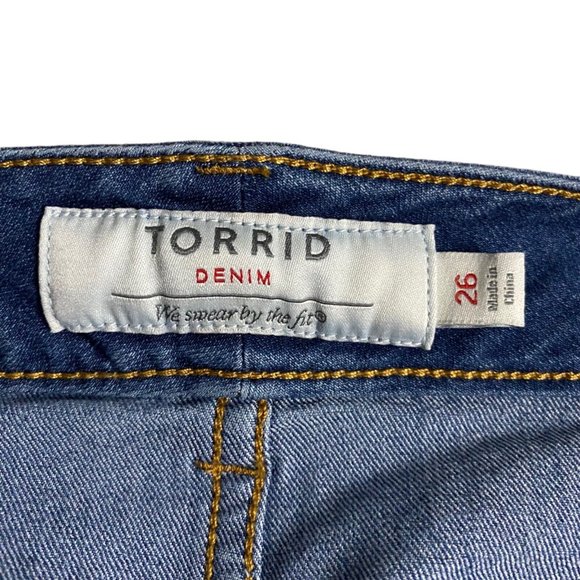 Torrid Women's Double Striped Medium Wash Mini Skirt - Picture 4 of 8